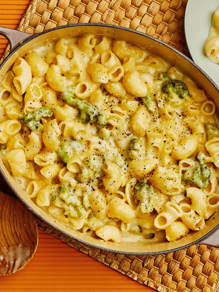 One-Pot Wonders: Broccoli Mac and Cheese Magic